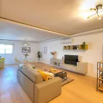 Large & Beautifully Furnished 2 Bedrooms Abon1-1 Appartement *