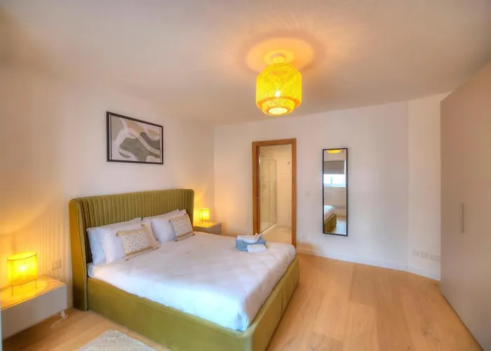 Apartament Large & Beautifully Furnished 2 Bedrooms Abon1-1