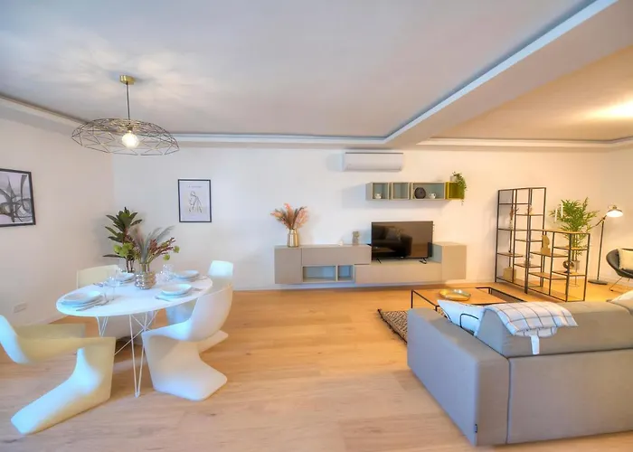 Apartment Large & Beautifully Furnished 2 Bedrooms Abon1-1 Sliema